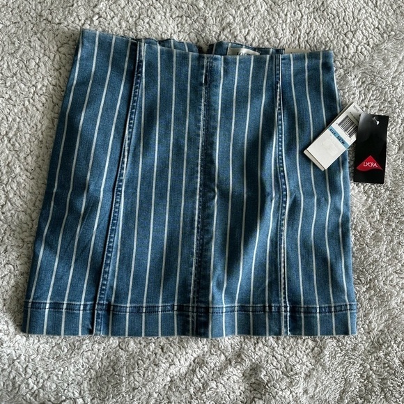 Jolt pin striped denim skirt - Picture 1 of 8